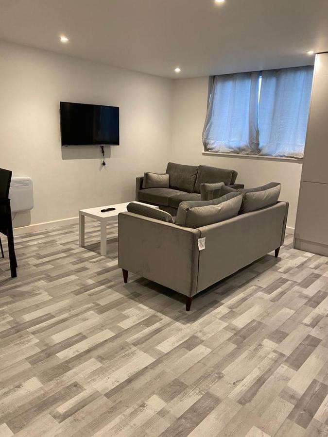 Suites By Rehoboth - Overcomers- Deptford London Luaran gambar