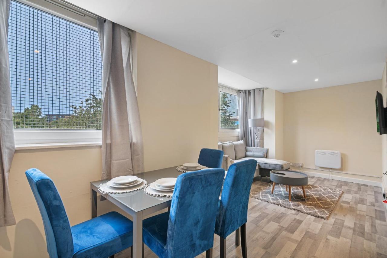 Suites By Rehoboth - Overcomers- Deptford London Luaran gambar