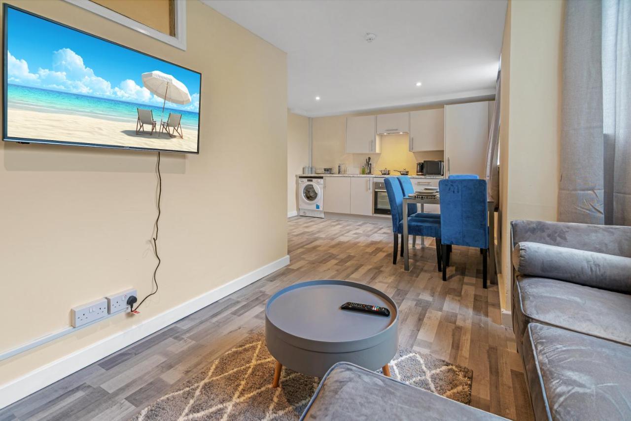 Suites By Rehoboth - Overcomers- Deptford London Luaran gambar