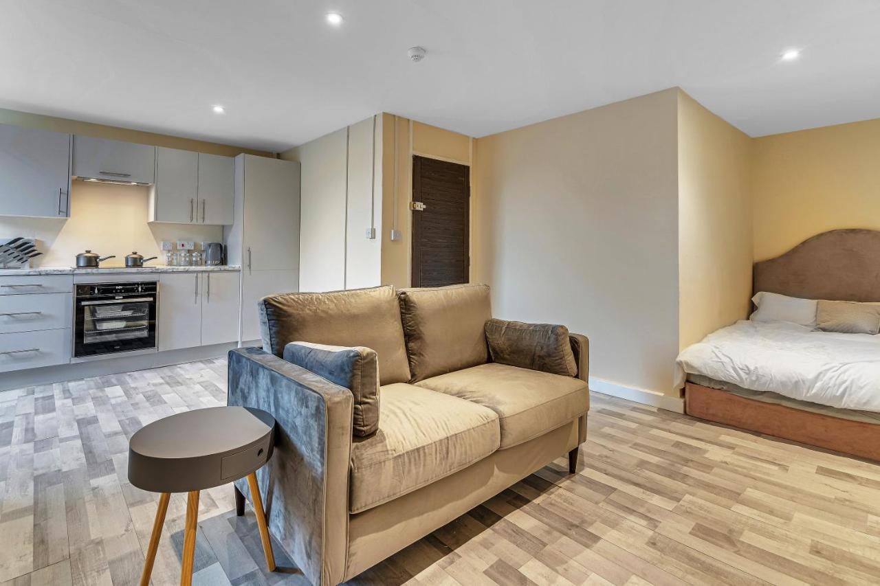 Suites By Rehoboth - Overcomers- Deptford London Luaran gambar