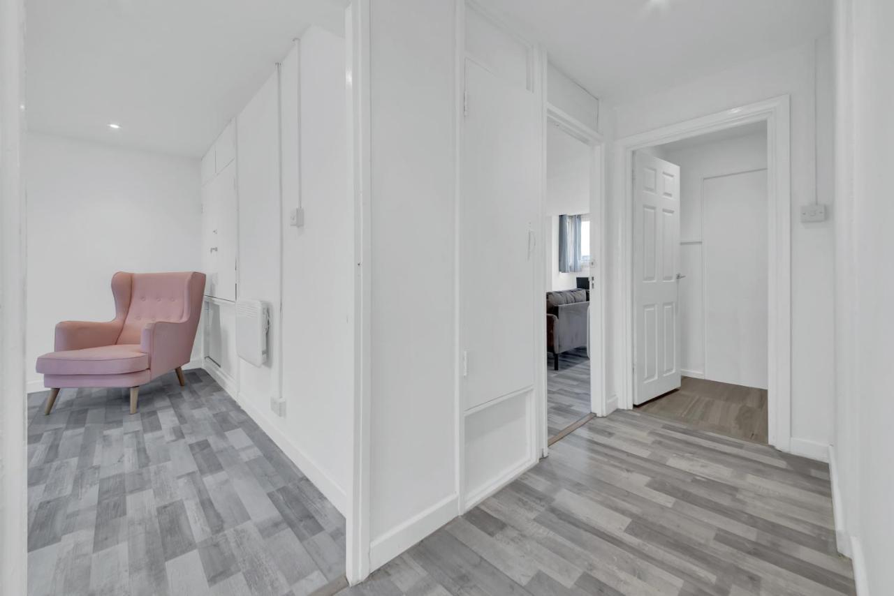 Suites By Rehoboth - Overcomers- Deptford London Luaran gambar