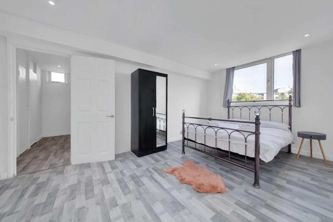 Suites By Rehoboth - Overcomers- Deptford London Luaran gambar