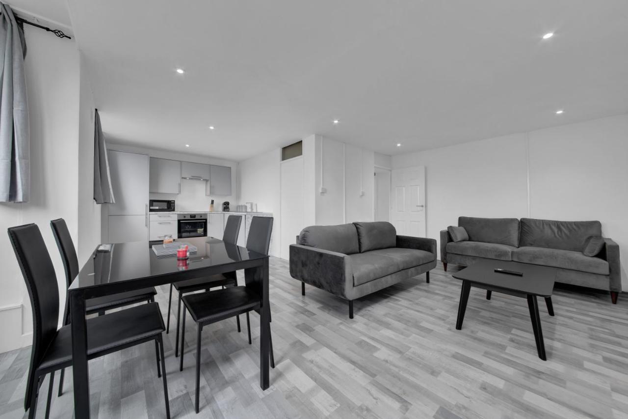 Suites By Rehoboth - Overcomers- Deptford London Luaran gambar
